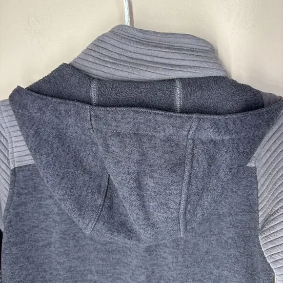 The North Face Indi 2 Women’s Size Medium Hooded Gray Fleece Jacket Full Zip - Picture 8 of 13